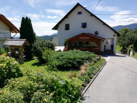 Facade/entrance, Garden