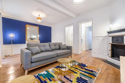 Bridgestreet - Opera Montmartre Apartment in Paris