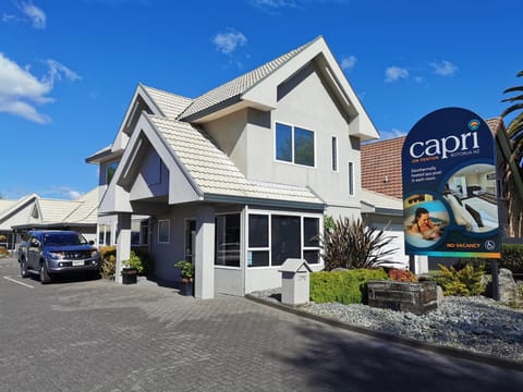 Facade/entrance, Property logo or sign