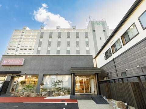 Property building, Day