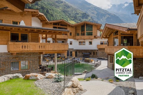 Property building, View (from property/room)