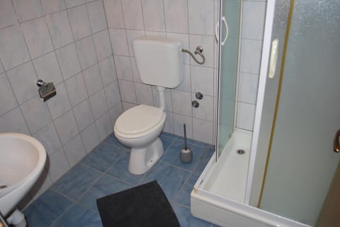 Apartmani Ivan Bed and Breakfast in Šibenik-Knin County, Croatia