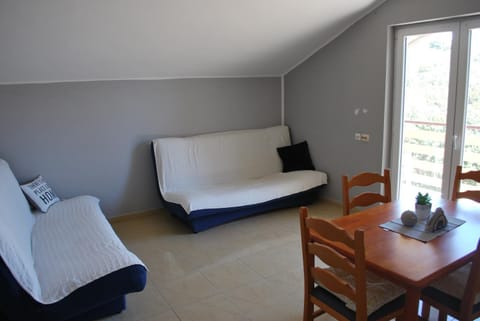 Apartmani Ivan Bed and Breakfast in Šibenik-Knin County, Croatia