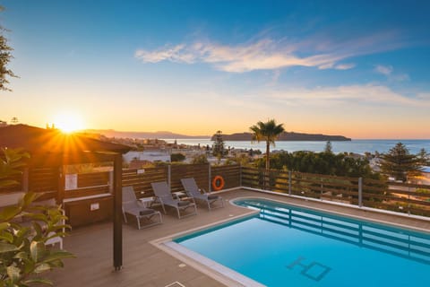Day, Natural landscape, Pool view, Sea view, Swimming pool, Sunrise, Sunset, sunbed