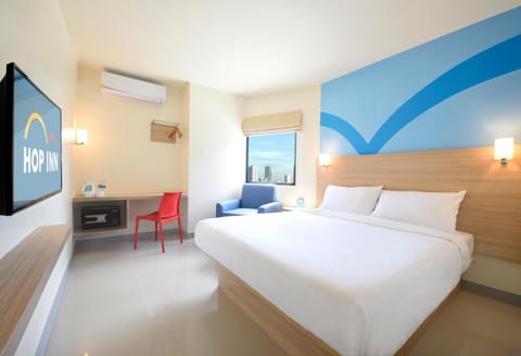 Coffee/tea facilities, Bedroom