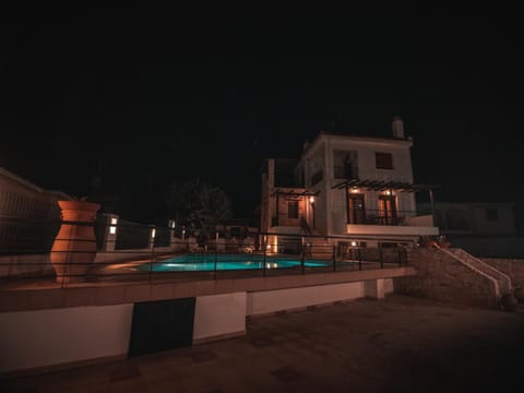 Private Sanctuary House in Nikiti