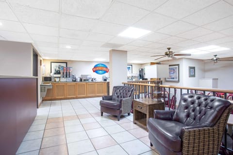 Lobby or reception, On site