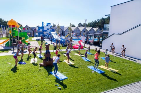 Day, People, Sports, Entertainment