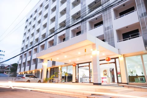 Property building, Facade/entrance