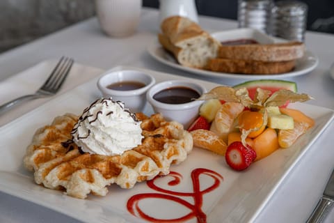 Breakfast, Lunch