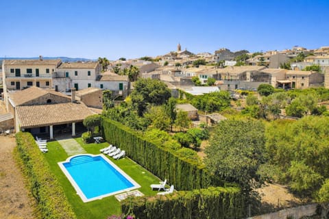 Property building, Spring, Day, Natural landscape, City view, Mountain view, Pool view, Swimming pool, sunbed