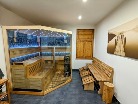 Sauna, Spa and wellness centre/facilities