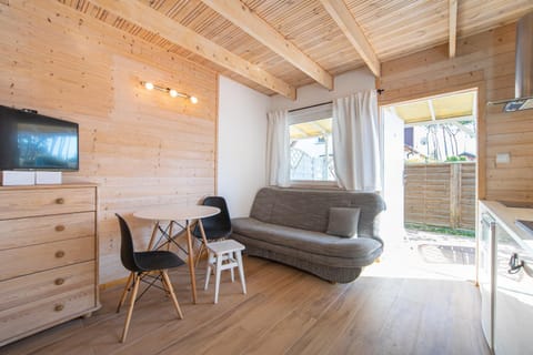 Domki Błękitne Nad Morzem Międzywodzie Nature lodge in West Pomeranian Voivodeship, Poland