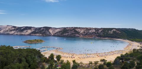 Natural landscape, Beach, Area and facilities