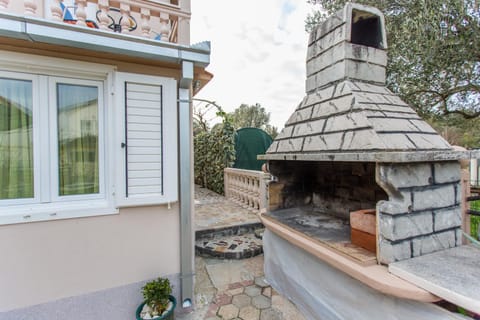 Apartmani M I R J A N A Apartment in Šibenik-Knin County, Croatia