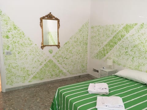 Next Stop Roma Affittacamere Da Florindo Bed and Breakfast in Rome