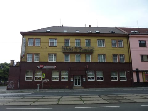 Property building, Restaurant/places to eat, Off site, Street view
