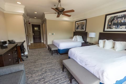 Camden on the Lake Resort Resort in Village Four Seasons