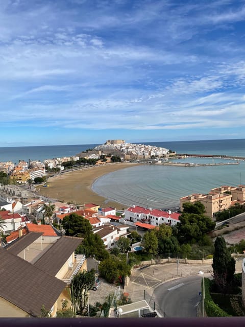 City view, Location