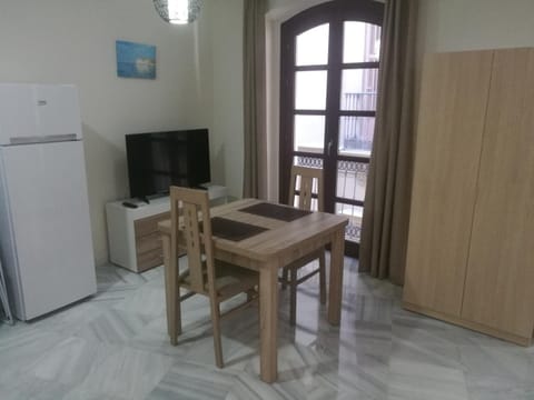 TV and multimedia, Dining area