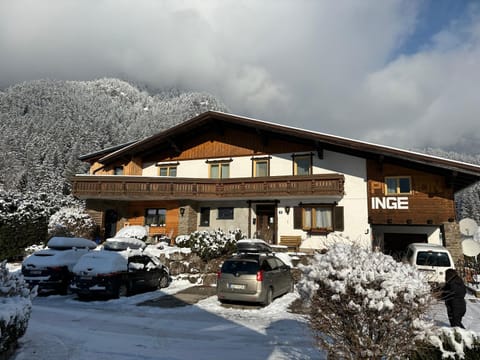 Property building, Day, Winter, Parking
