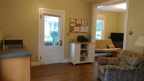 Aunt Jane's Guest House House in South Bass Island