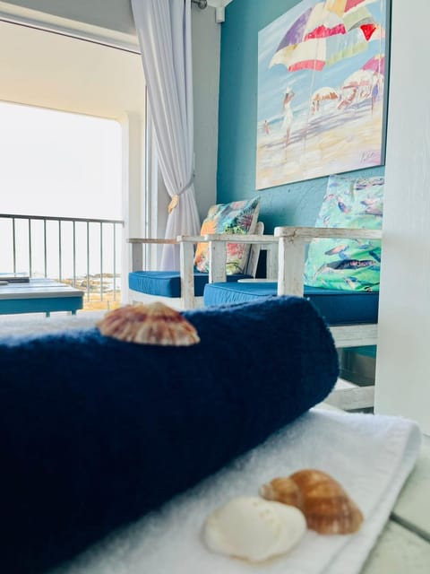 True North West Coast - Beachfront Apartment in Western Cape