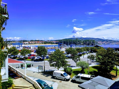 Off site, Neighbourhood, Beach