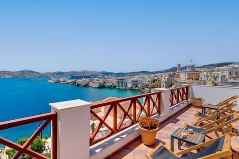 View (from property/room), Balcony/Terrace