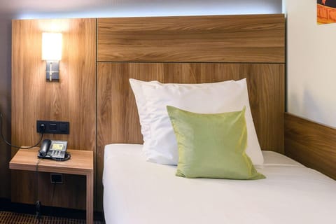 Photo of the whole room, On site