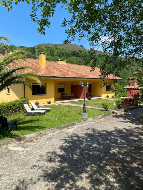 Property building, Garden