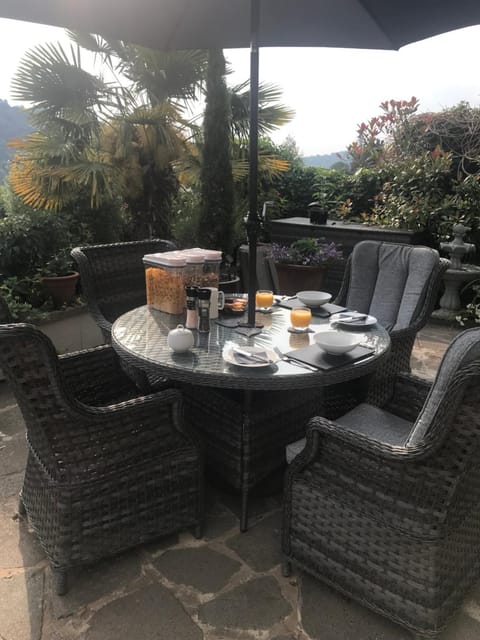 Highview Bed and Breakfast Bed and Breakfast in Nailsworth