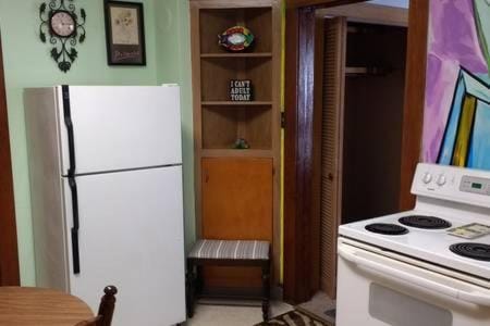 Picasso's Condo House in Ohio