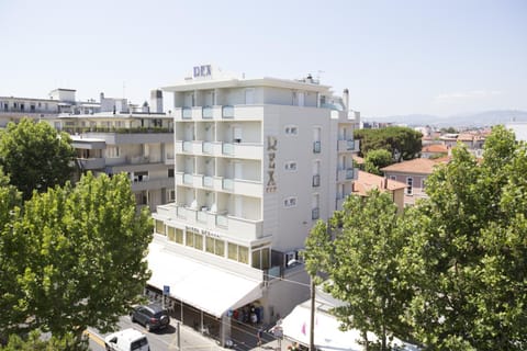 Property building, Bird's eye view, Street view