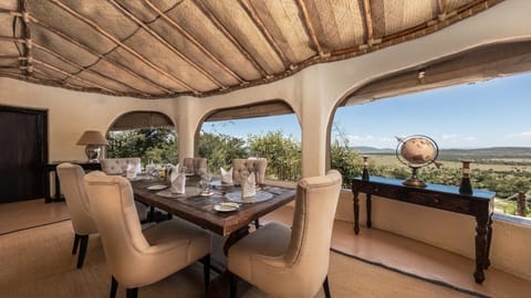 Property building, Restaurant/places to eat