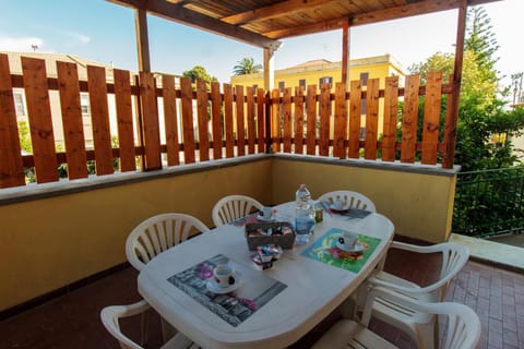 Patio, Coffee/tea facilities, Balcony/Terrace, Dining area, Italian breakfast