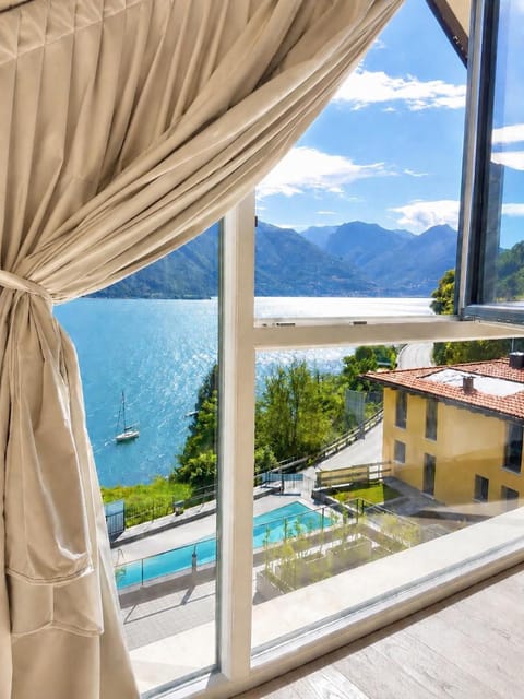 Lake view, Pool view, Swimming pool