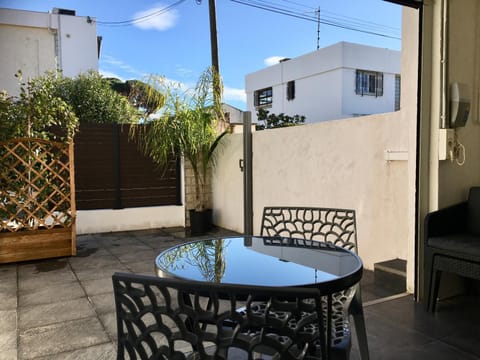 Patio, Balcony/Terrace