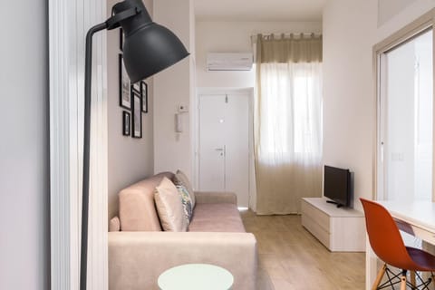 Fantoni Suite 2 camere Milano San Siro Wi-Fi Apartment in Milan