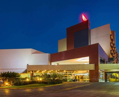 Property building, Night