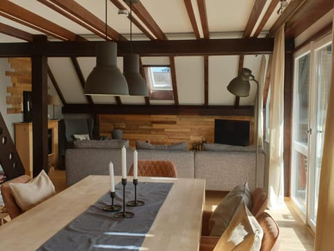 Living room, Seating area, Dining area