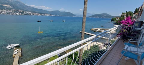 Apartment "I Love Njivice" Apartment in Dubrovnik-Neretva County