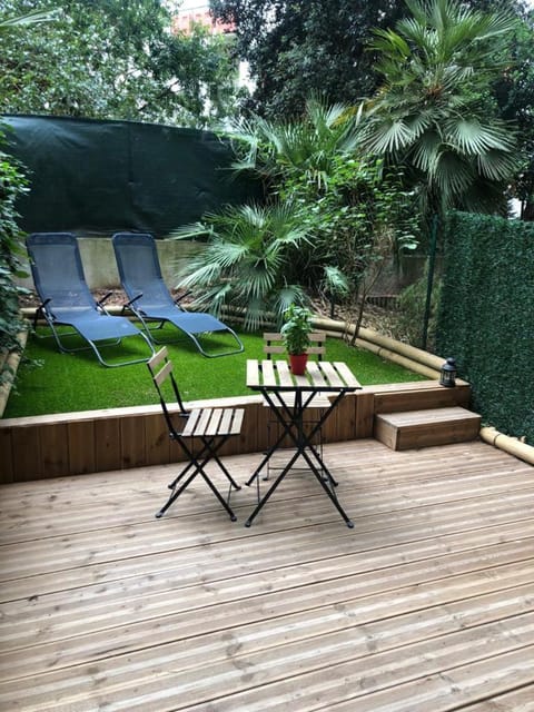 Patio, Garden, Balcony/Terrace, Garden view