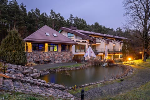 Property building, Spring, Natural landscape, Garden, Garden view