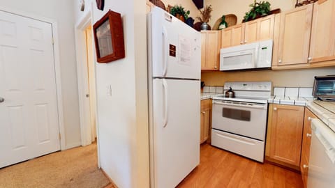 Chateau De Montagne #23 Condo Apartment in Mammoth Lakes