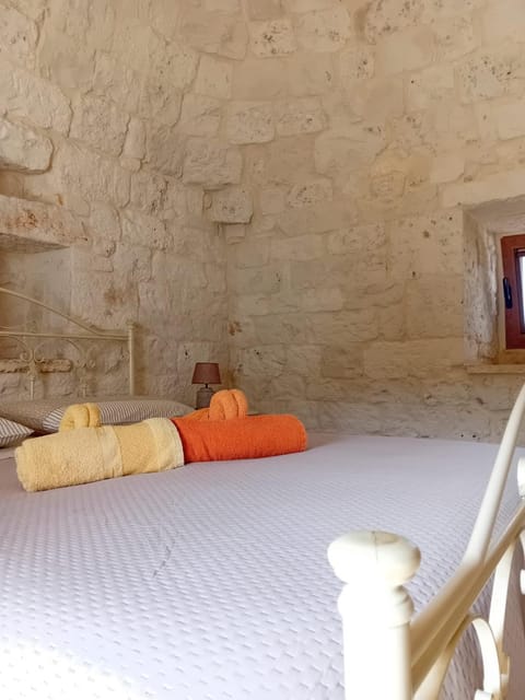 Trullo della Rosa House in Province of Taranto