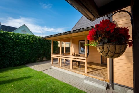 Property building, Balcony/Terrace