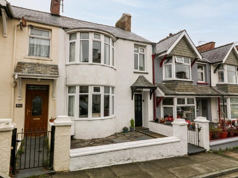 Avondale House in Wales