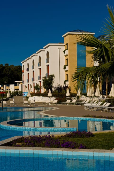 Aqua park, Swimming pool
