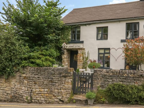 Grange Cottage House in Castleton
